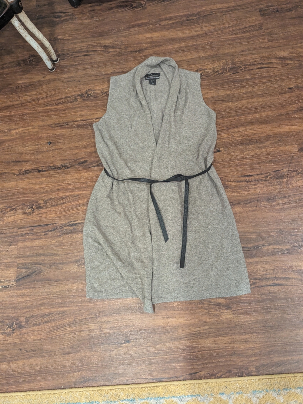 Tahari Gray Sleeveless Shawl-Collar Long Vest with Black Belt
